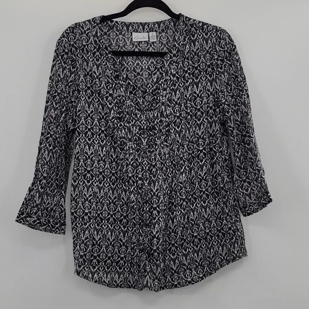 3 For $20 Kim Rogers Black & White button down top size PL